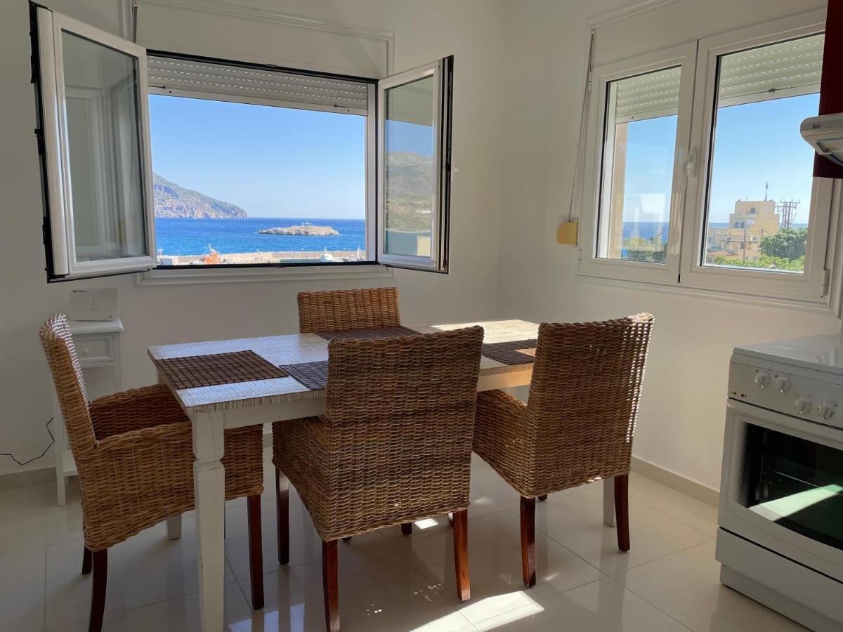 Locals Apartment Karpathos Екстер'єр фото