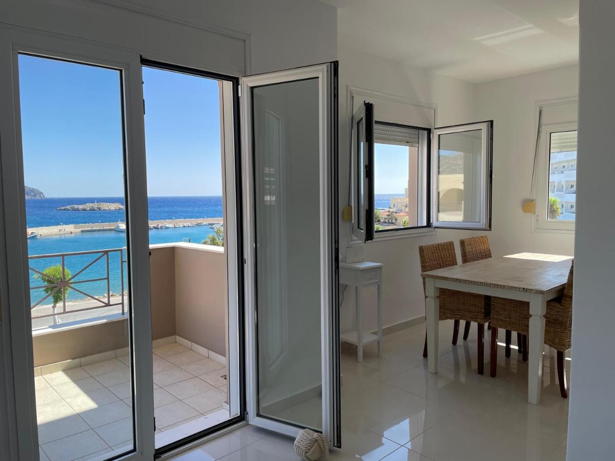Locals Apartment Karpathos Екстер'єр фото